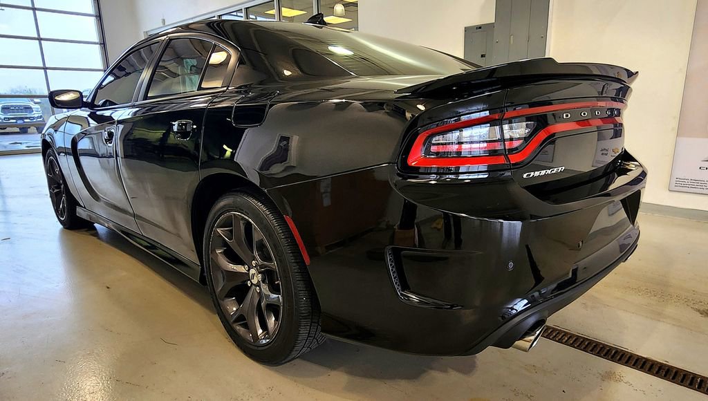 Used 2019 Dodge Charger R/T w/ Driver Confidence Group image 8