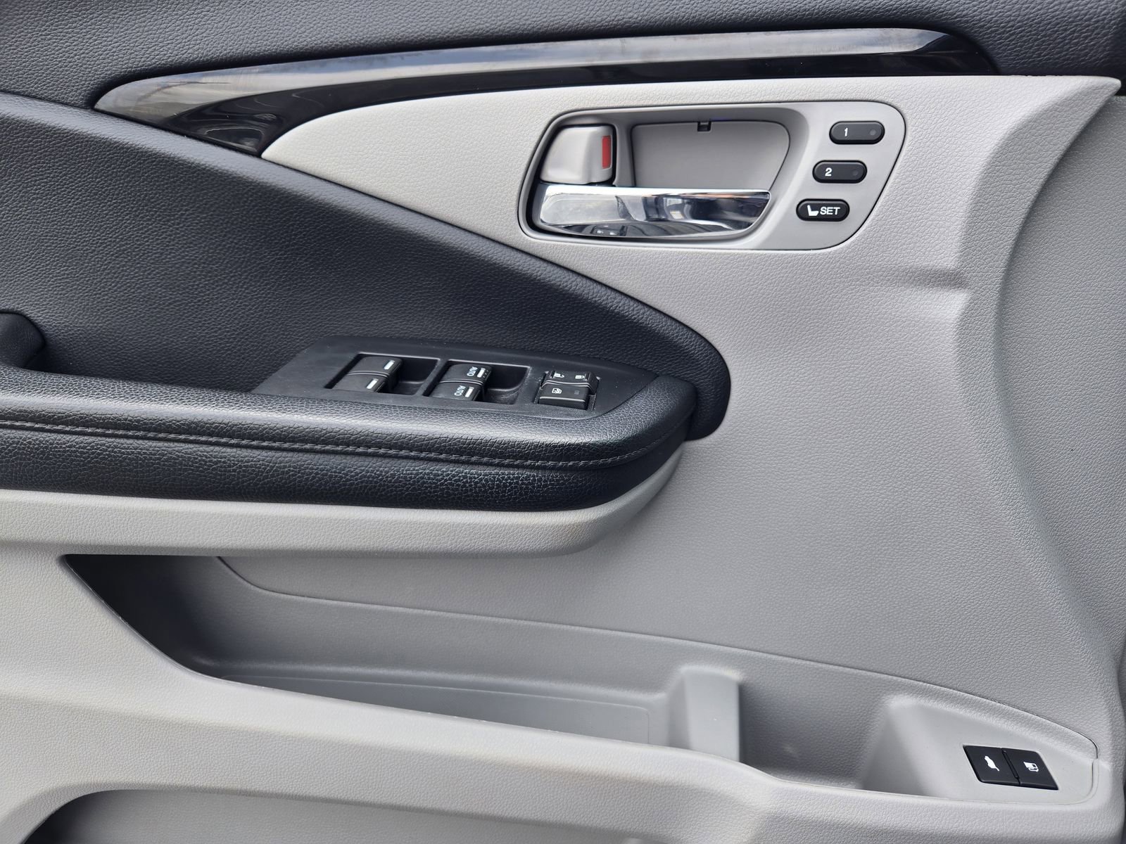 Used 2021 Honda Pilot Touring image 21