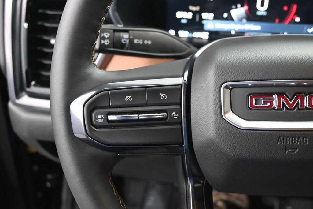 Used 2025 GMC Canyon AT4 w/ Nightfall Edition AWD/4WD image 38