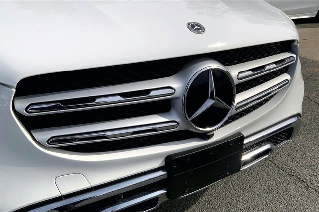 Certified 2022 Mercedes-Benz GLC 300 4MATIC w/ Multimedia Package Lite image 27