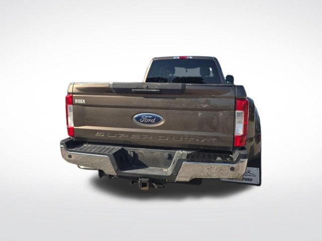Used 2017 Ford F350 XLT w/ XLT Value Package RWD image 4
