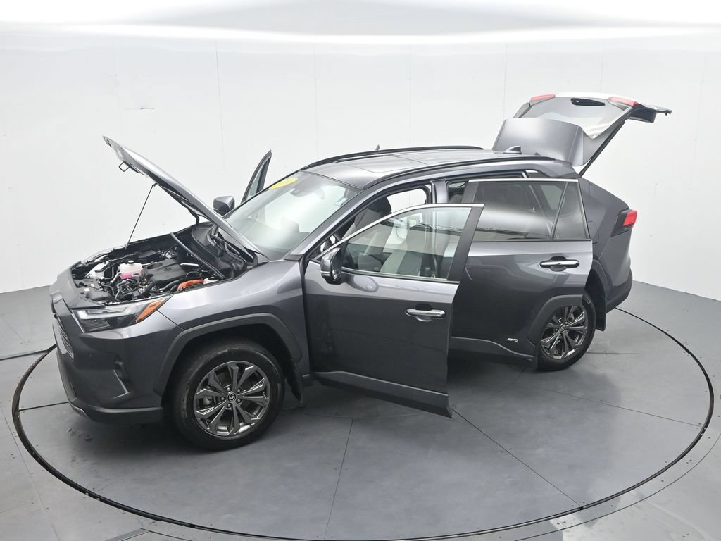 Used 2024 Toyota RAV4 Limited w/ Advanced Technology Package AWD/4WD image 47