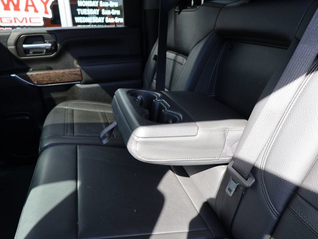 Used 2022 GMC Sierra 2500 Denali w/ Denali Ultimate Package AWD/4WD image 31