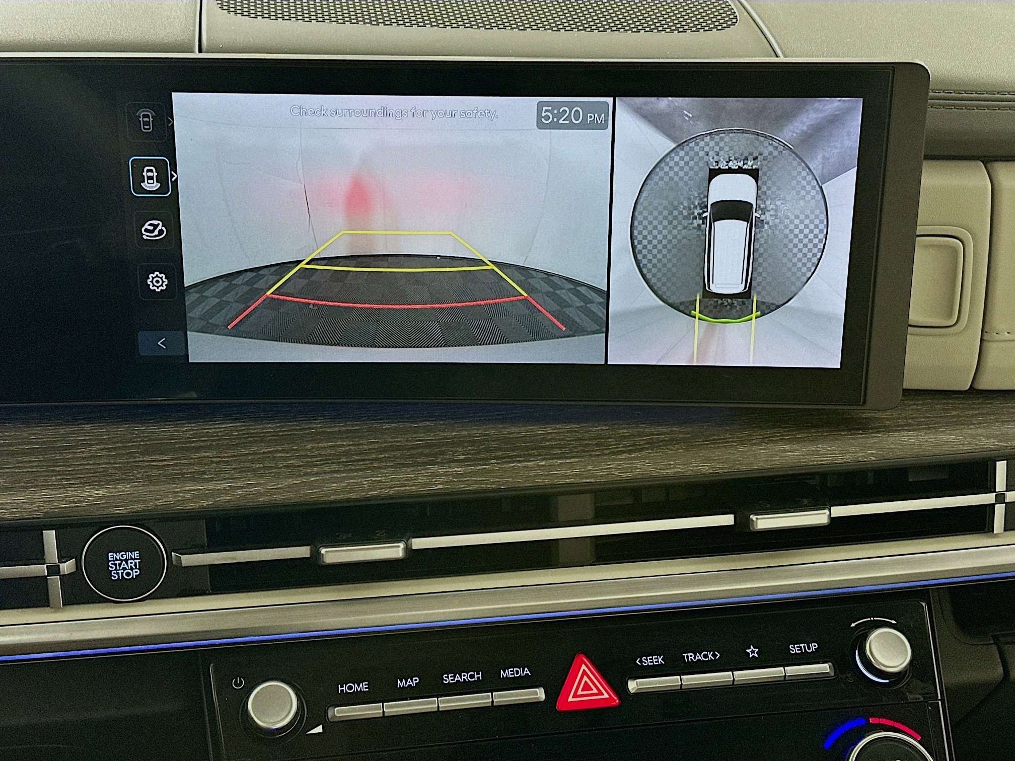 Used 2024 Hyundai Santa Fe Limited image 23