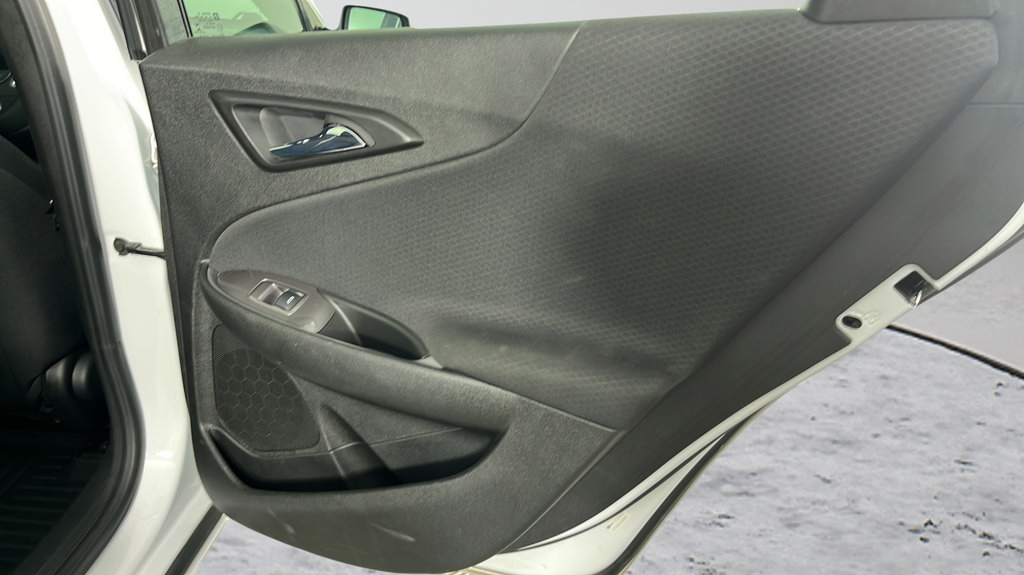 Used 2022 Chevrolet Malibu LT FWD image 19