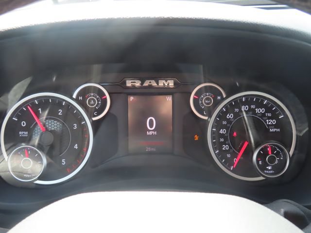 New 2026 RAM 3500 Big Horn AWD/4WD image 32