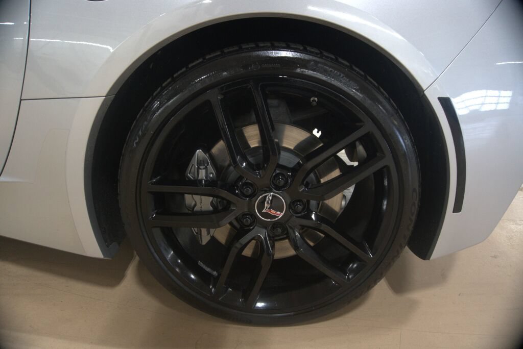 Used 2014 Chevrolet Corvette Stingray Convertible w/ 2LT Preferred Equipment Group RWD image 32