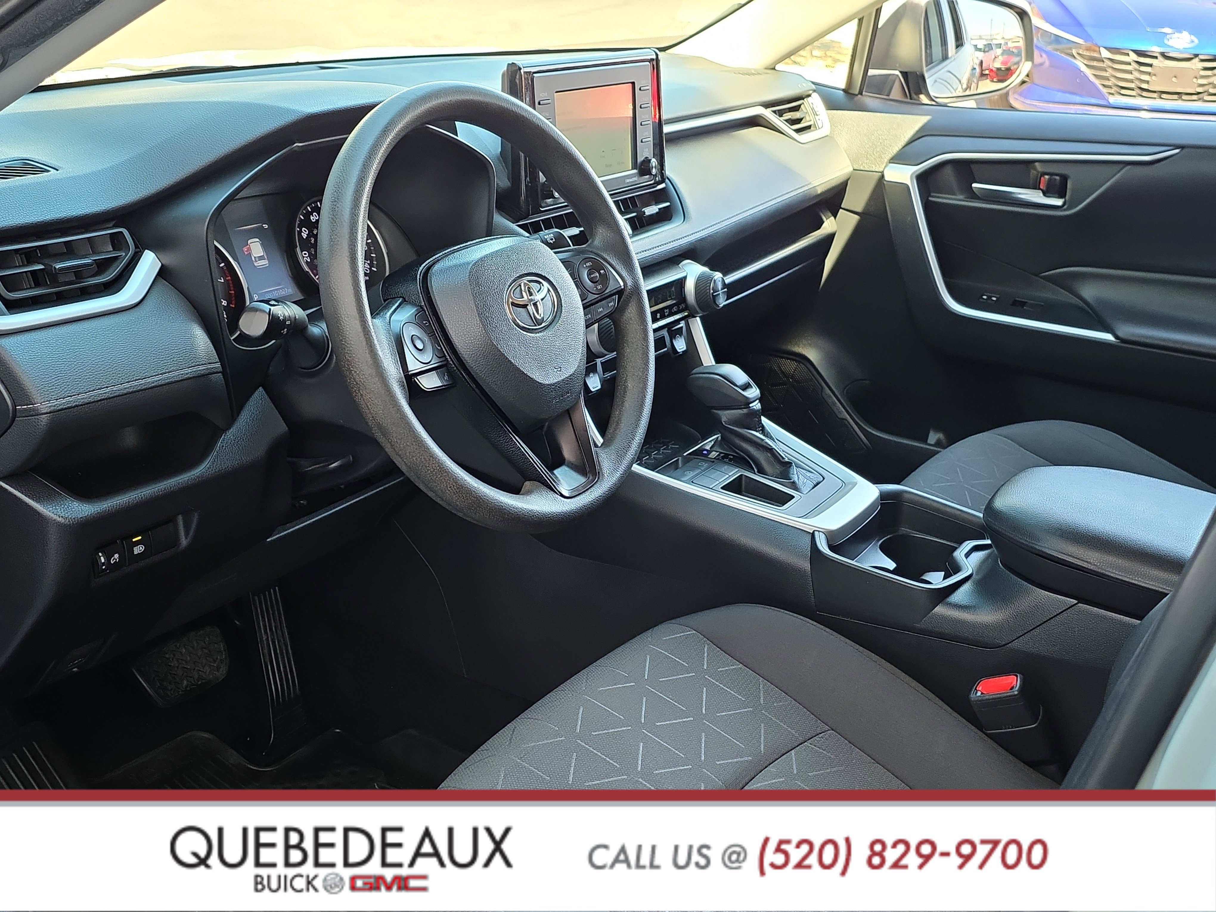 Used 2021 Toyota RAV4 XLE image 12