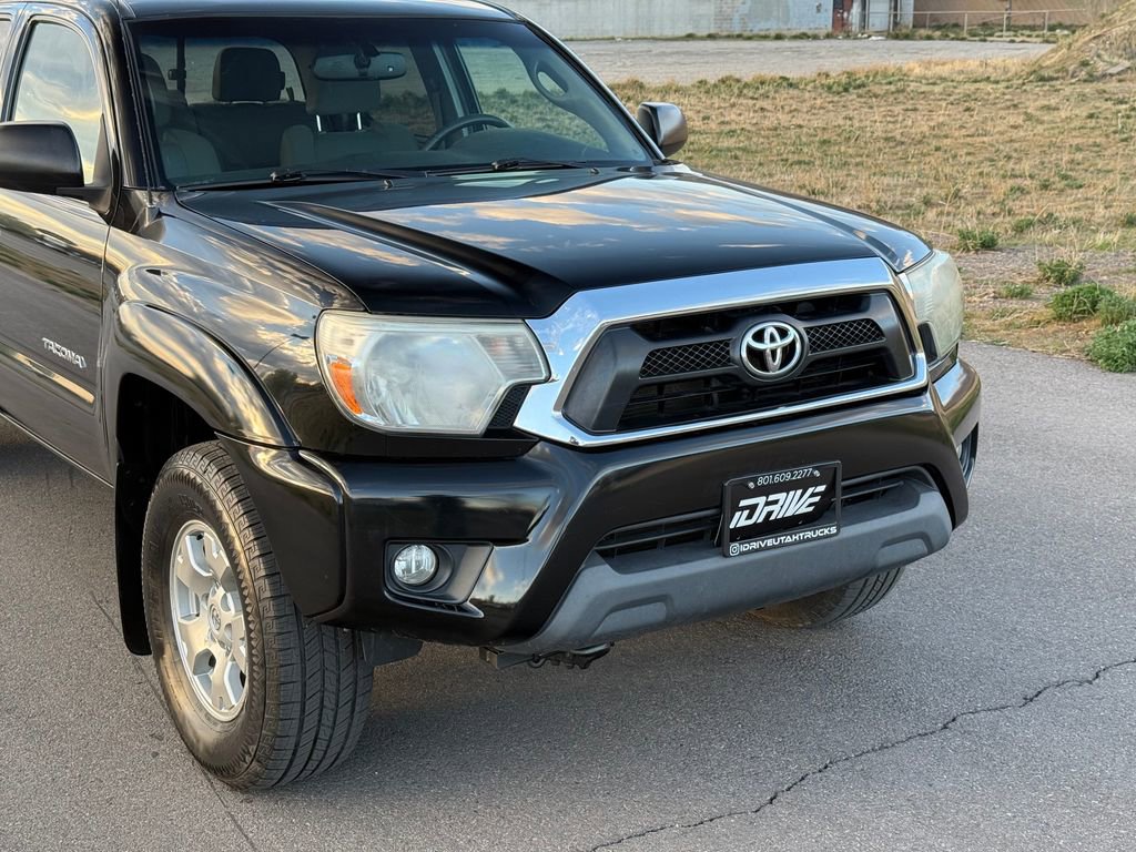 Used 2012 Toyota Tacoma 4x4 Double Cab w/ TRD Off-Road Pkg image 5