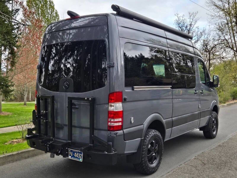 Used 2017 Mercedes-Benz Sprinter 2500 image 6