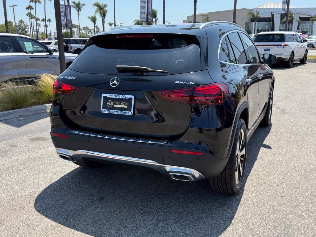 Used 2025 Mercedes-Benz GLA 250 4MATIC image 12