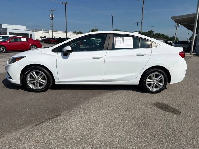 Used 2017 Chevrolet Cruze LT FWD image 9