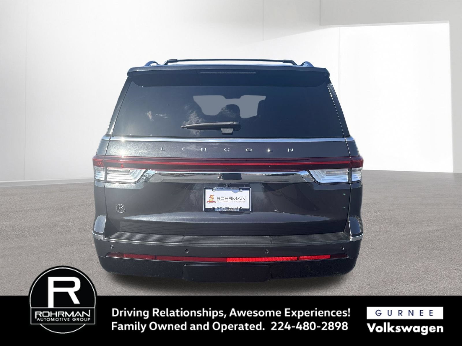 Used 2023 Lincoln Navigator L Reserve AWD/4WD image 9