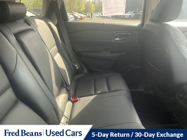 Certified 2021 Nissan Rogue SV w/ Premium Package image 11