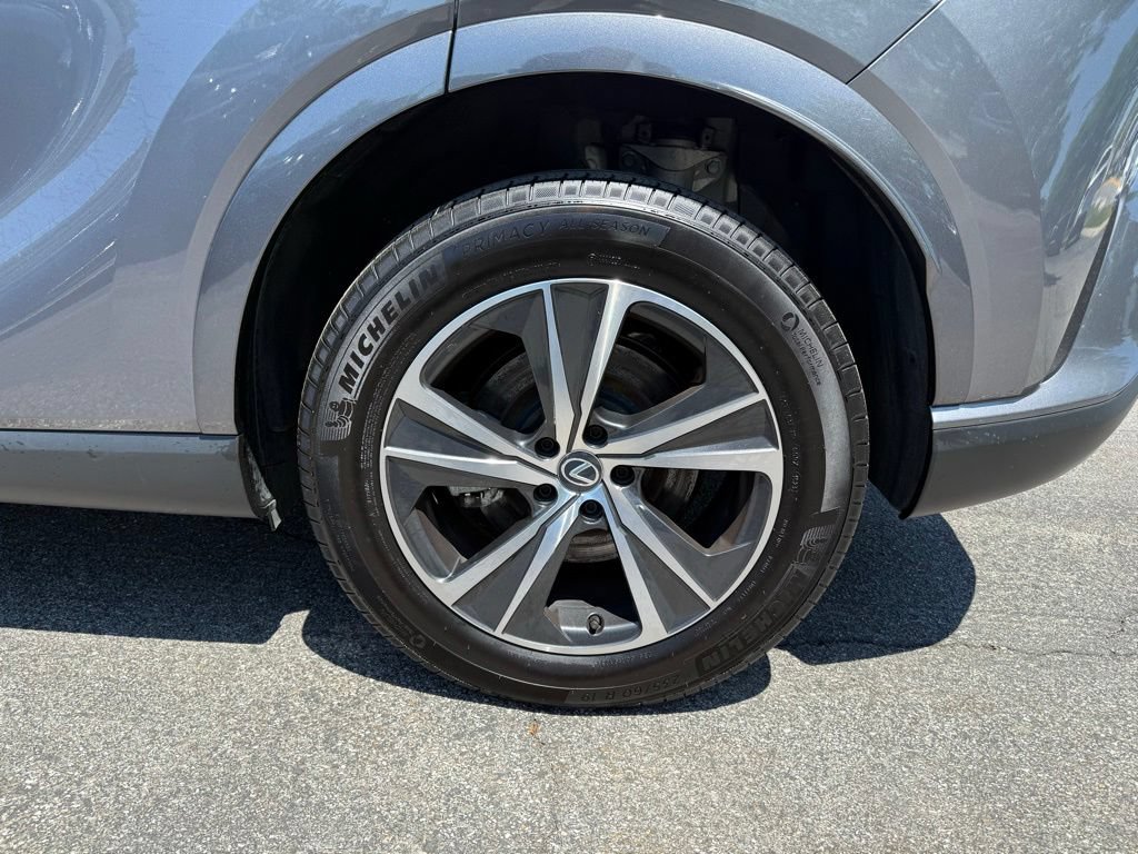 Used 2023 Lexus RX 350h w/ Accessory Package (2T) AWD/4WD image 28