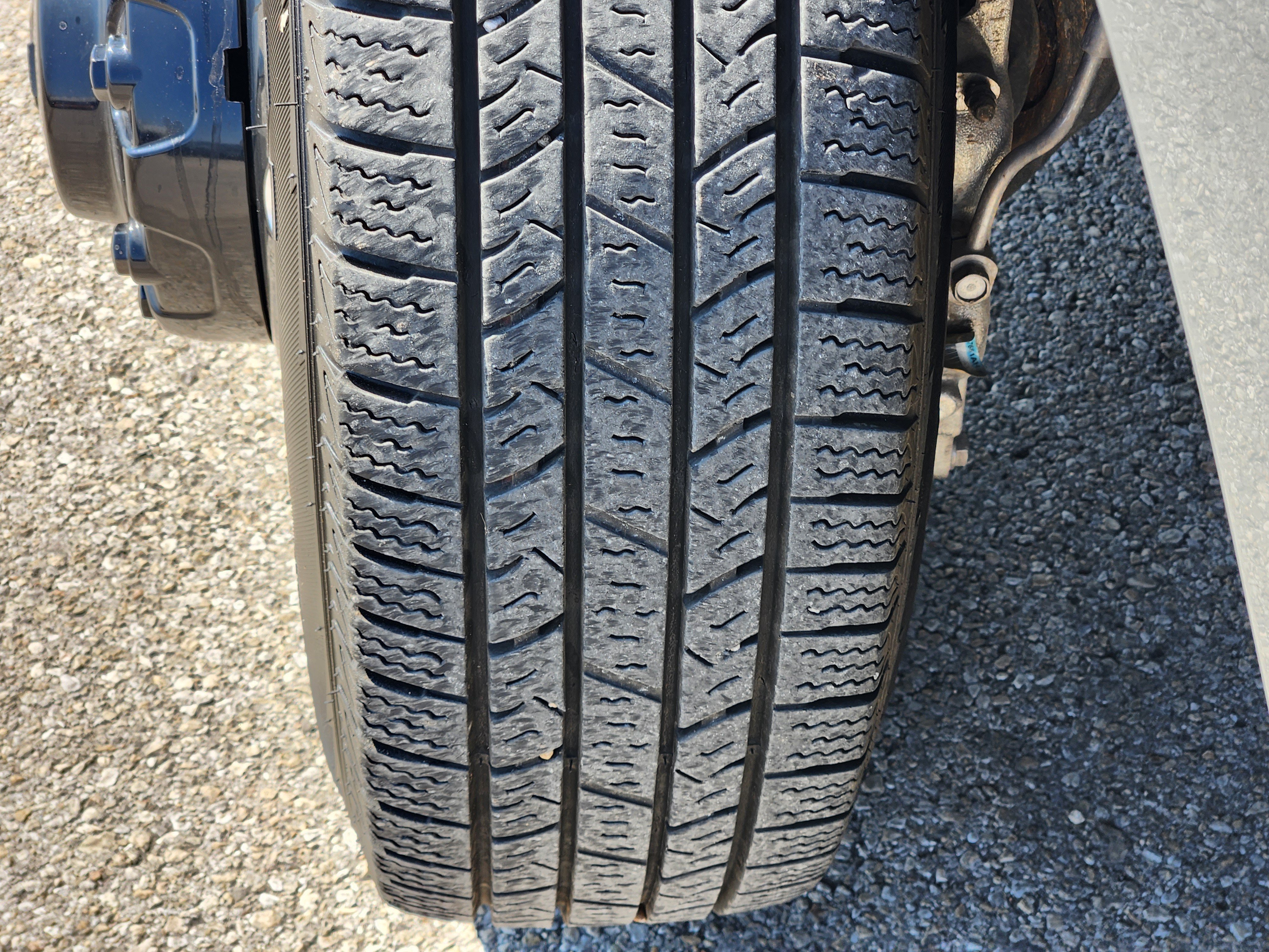 Used 2025 RAM 3500 Limited AWD/4WD image 11