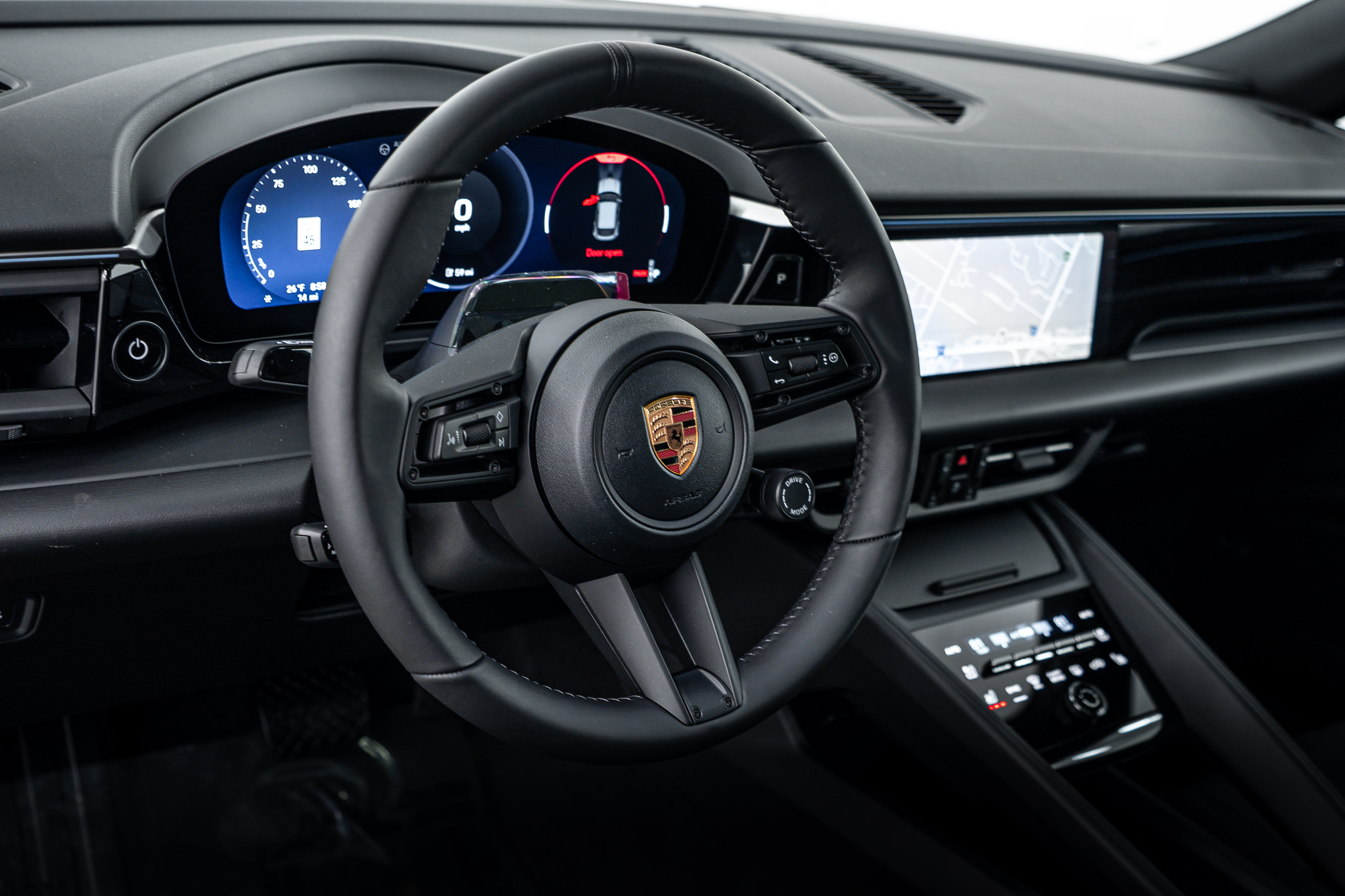 New 2026 Porsche Macan 4 Electric AWD/4WD image 17