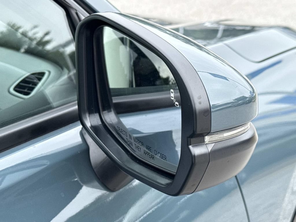Certified 2025 Honda HR-V EX-L image 27