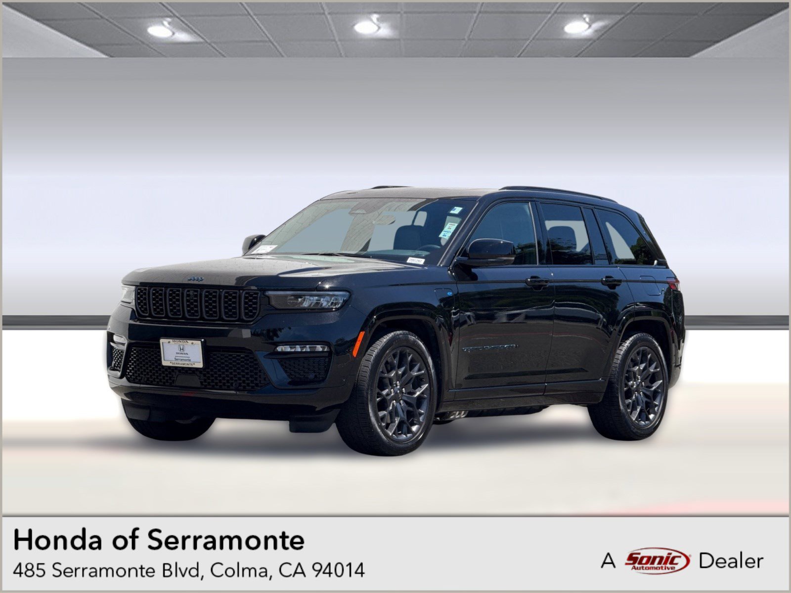 Used 2024 Jeep Grand Cherokee Summit w/ High Altitude Package AWD/4WD image 1