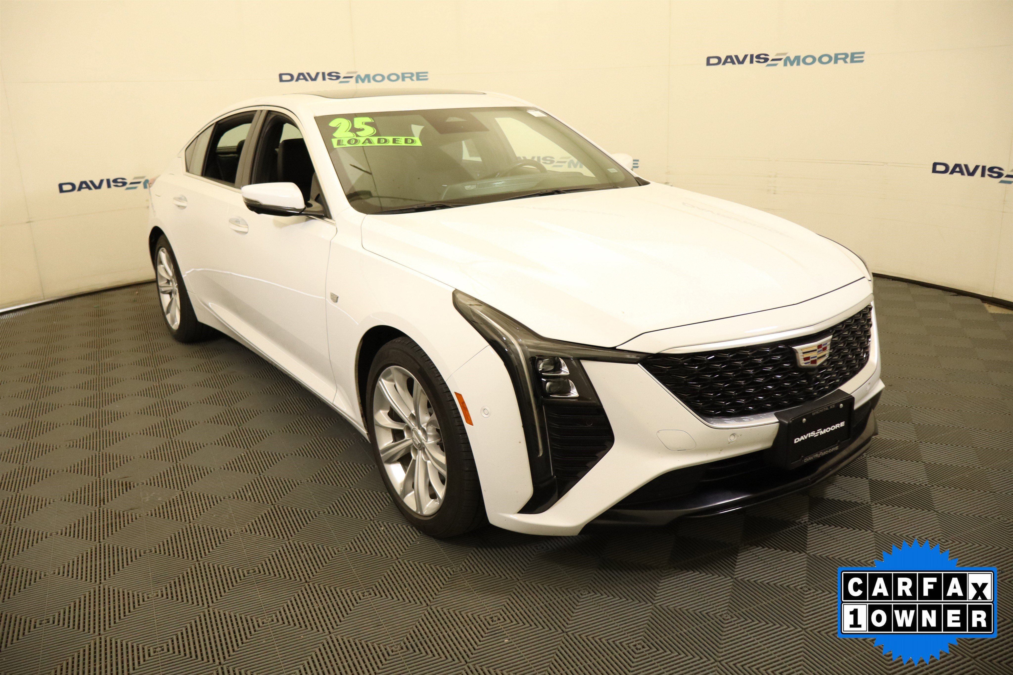 Used 2025 Cadillac CT5 Premium Luxury RWD image 3