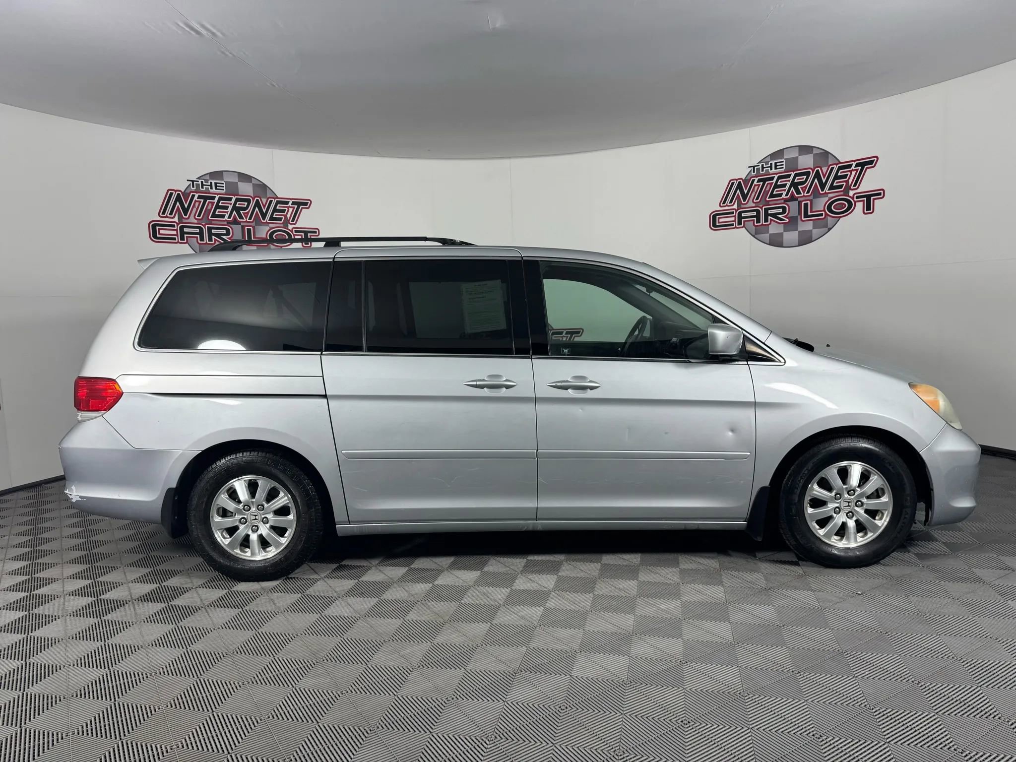 Used 2010 Honda Odyssey EX image 8