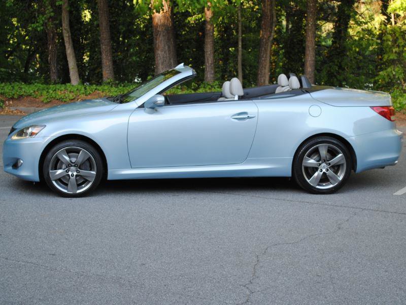 Used 2011 Lexus IS 350C w/ Luxury Pkg RWD image 9