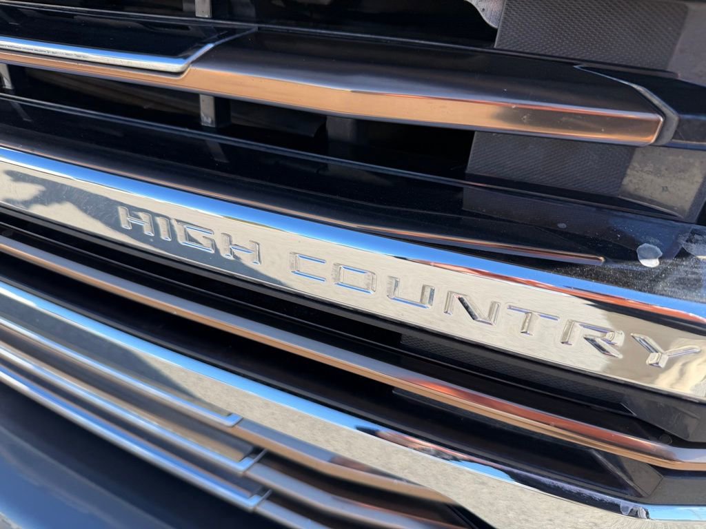 Used 2021 Chevrolet Silverado 1500 High Country w/ Safety Package II image 11