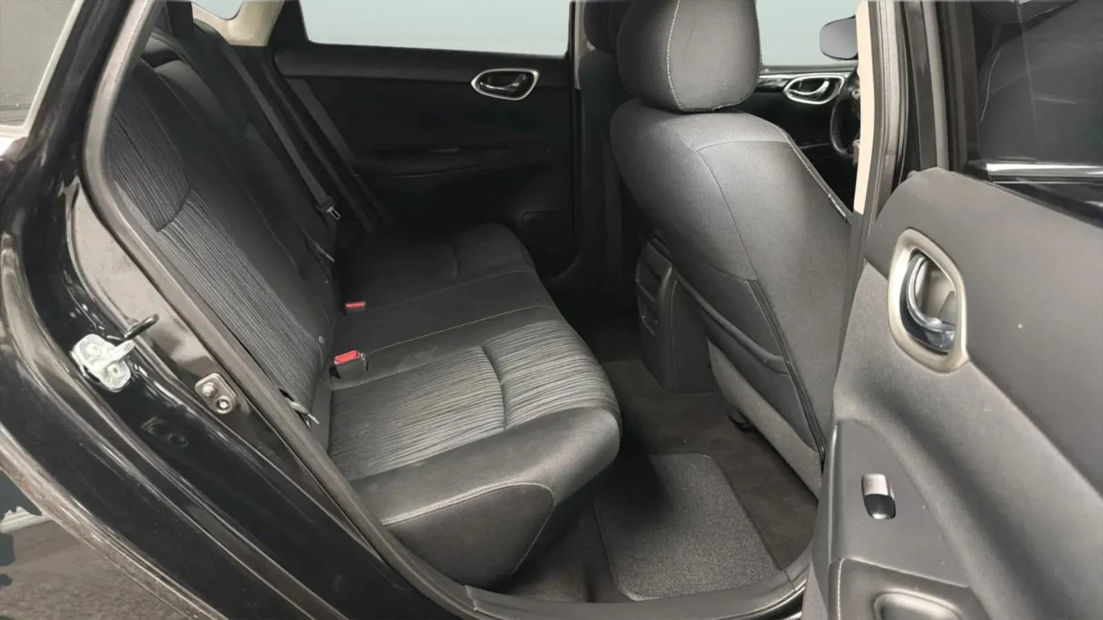 Used 2017 Nissan Sentra SV FWD image 22
