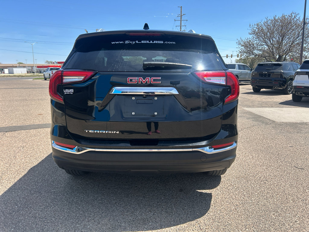 Certified 2024 GMC Terrain SLT image 4