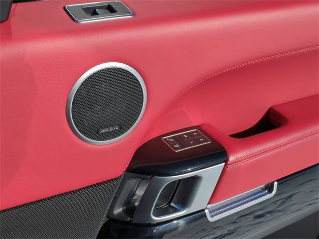 Used 2016 Land Rover Range Rover Autobiography image 29