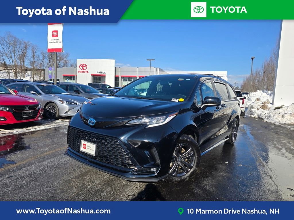 Certified 2025 Toyota Sienna XSE w/ XSE Plus Package video 1