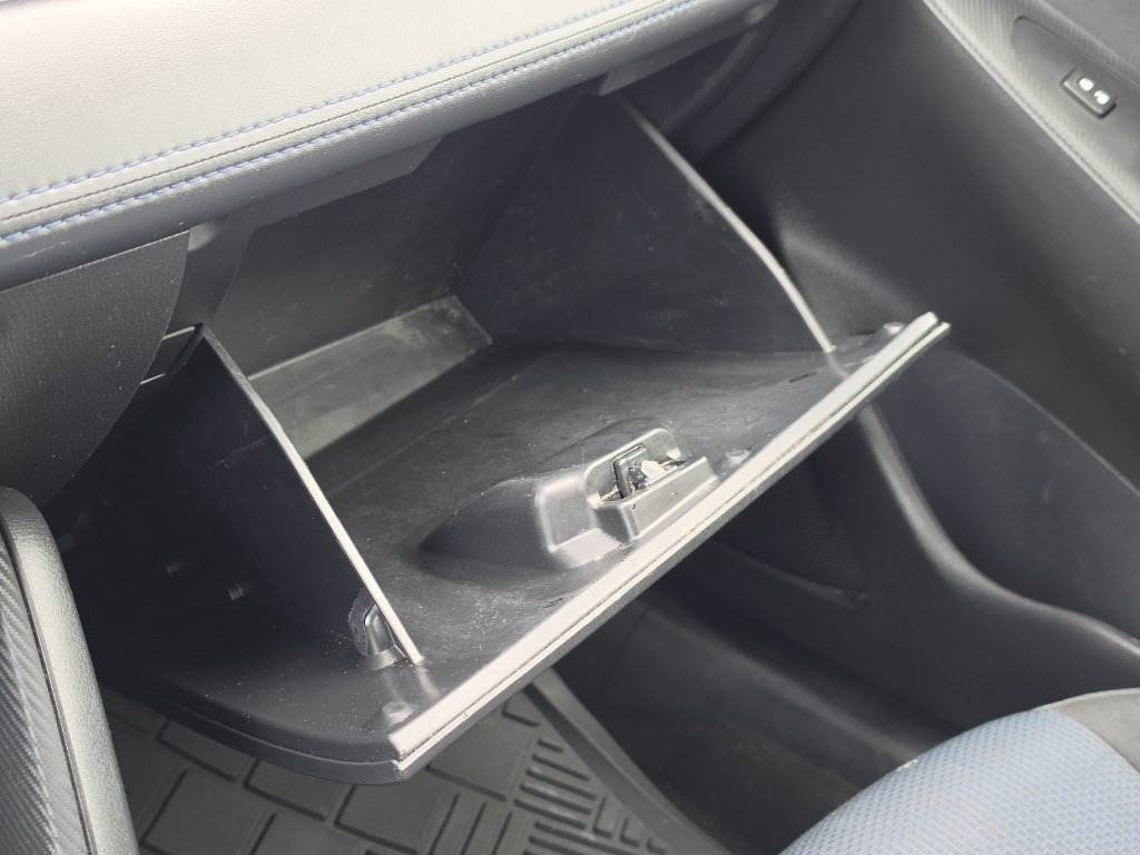 Used 2019 Toyota Yaris LE FWD image 27