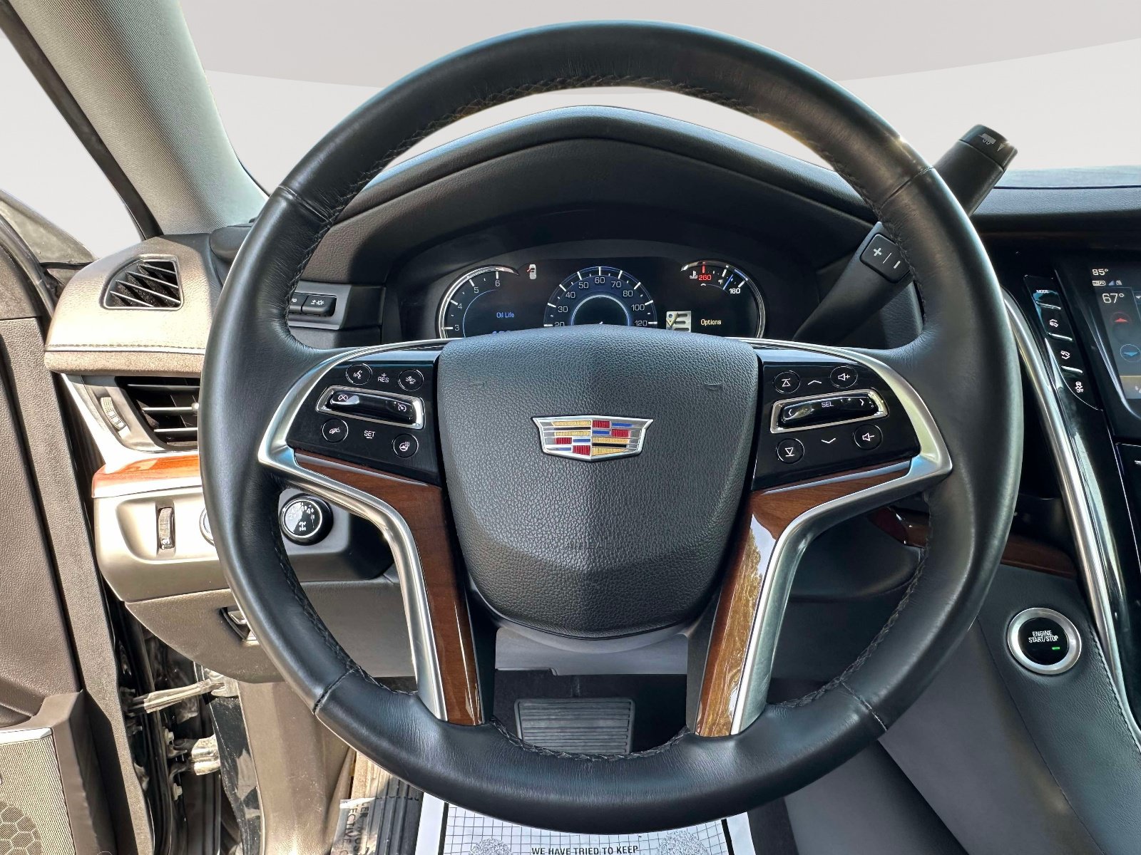 Used 2019 Cadillac Escalade Premium Luxury w/ LPO, Radiant Package AWD/4WD image 13