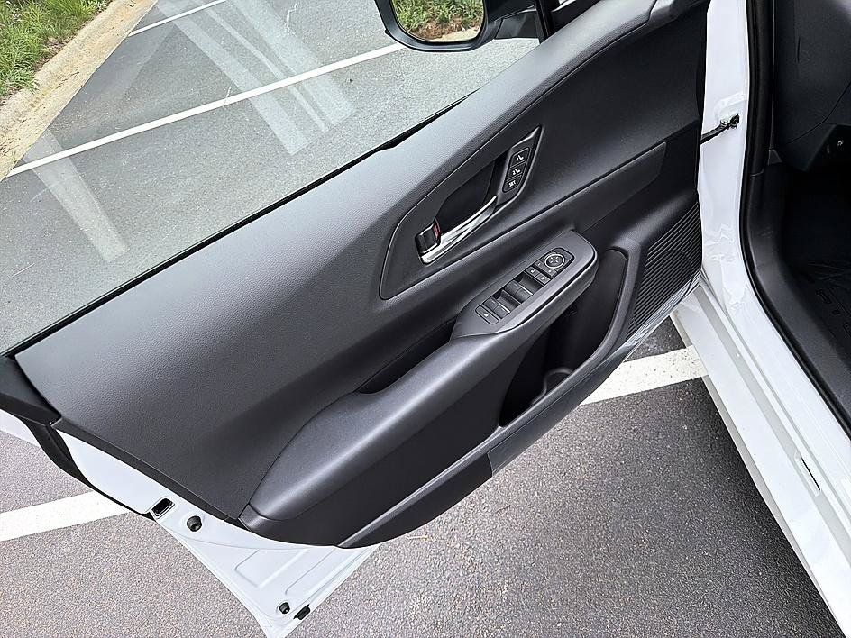 New 2026 Toyota Prius Plug-In Hybrid w/ Limited Premium Package FWD image 10