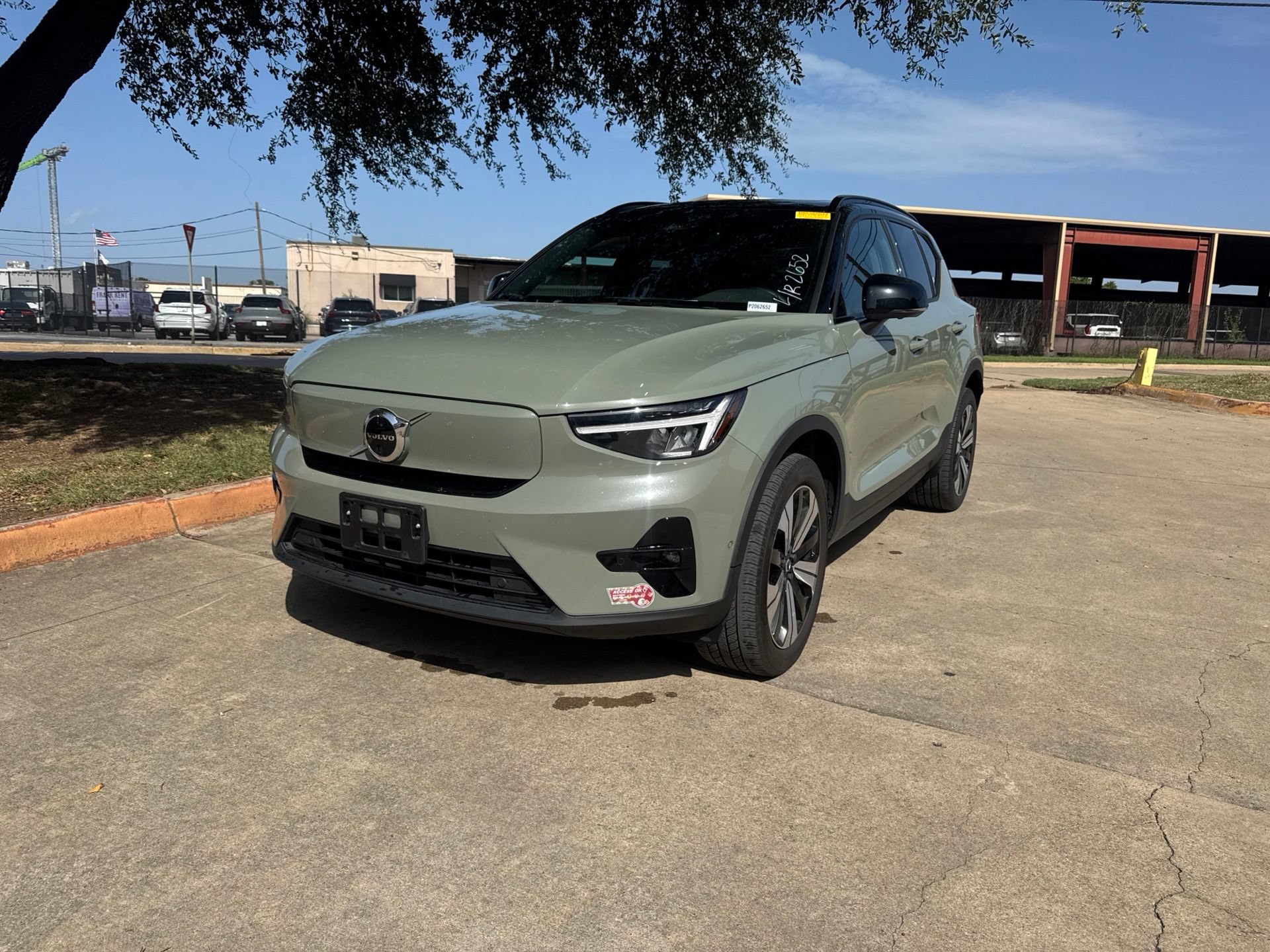 Certified 2023 Volvo XC40 Recharge Plus w/ Protection Package Premier AWD/4WD image 1