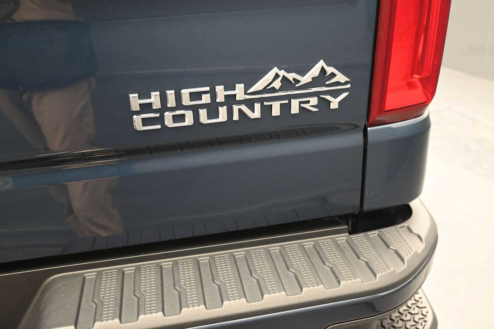 Used 2019 Chevrolet Silverado 1500 High Country AWD/4WD image 53