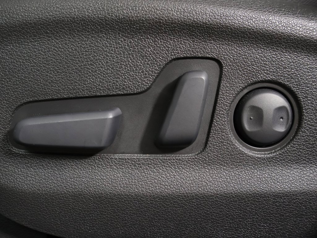 Used 2021 Hyundai Tucson Limited image 28