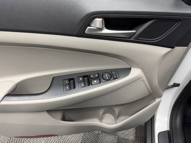 Used 2019 Hyundai Tucson Value AWD/4WD image 15
