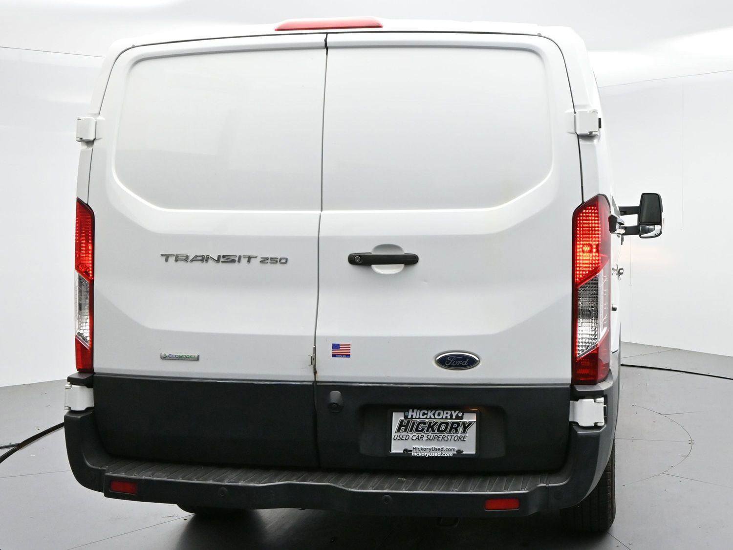 Used 2019 Ford Transit 250 130 Low Roof image 6