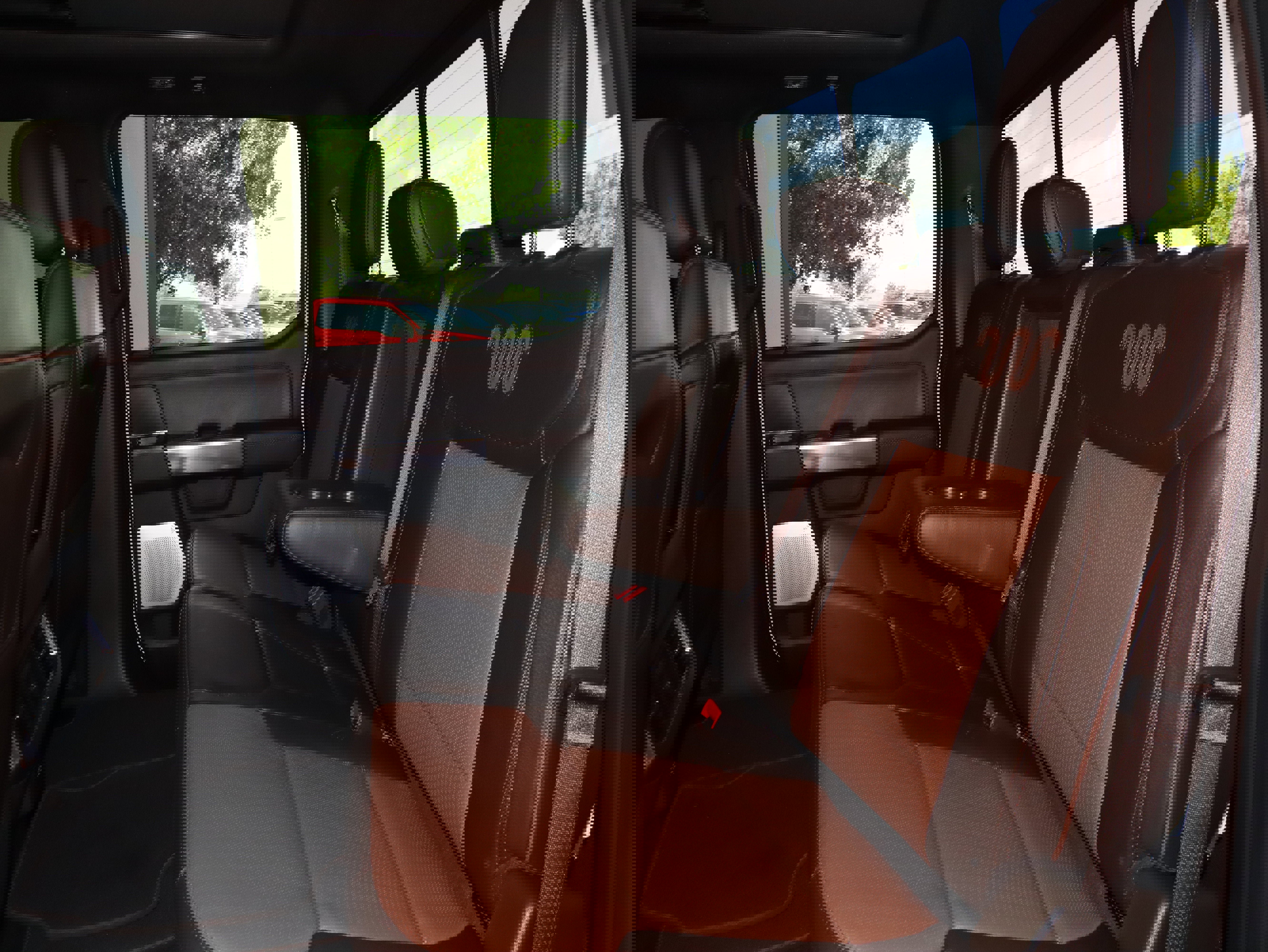 Used 2025 Ford F250 King Ranch w/ Tremor Off-Road Package image 39