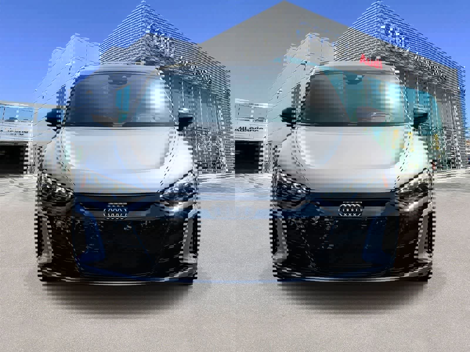 Used 2022 Audi e-tron GT Premium Plus image 4