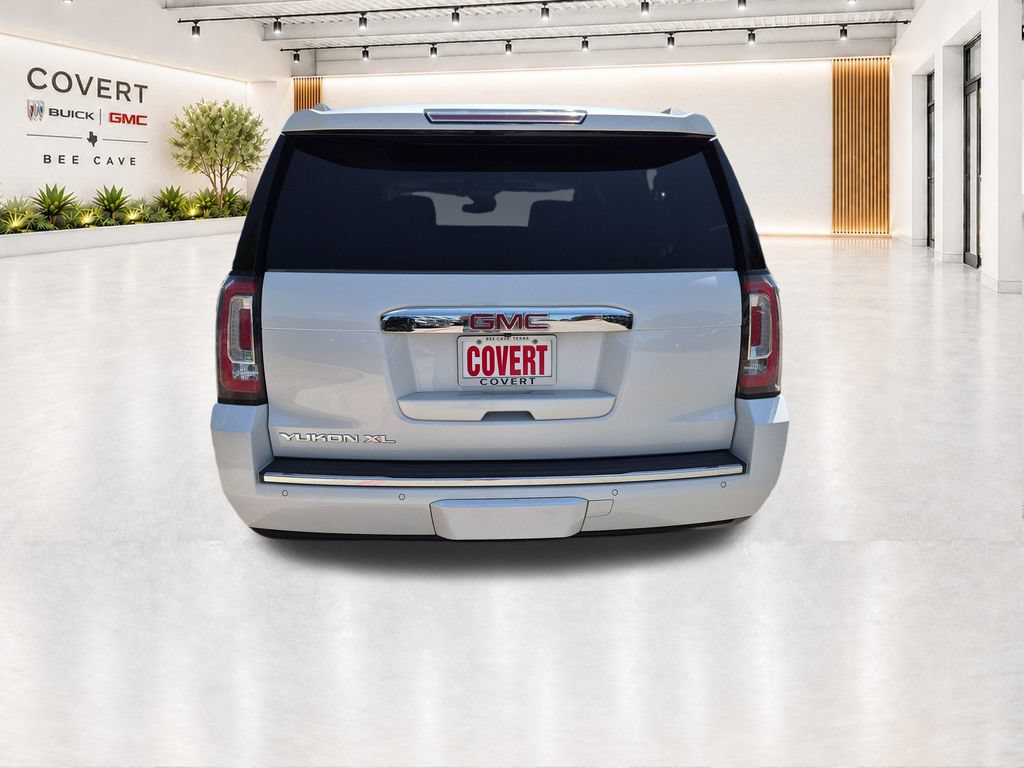 Used 2017 GMC Yukon XL Denali w/ Open Road Package AWD/4WD image 12