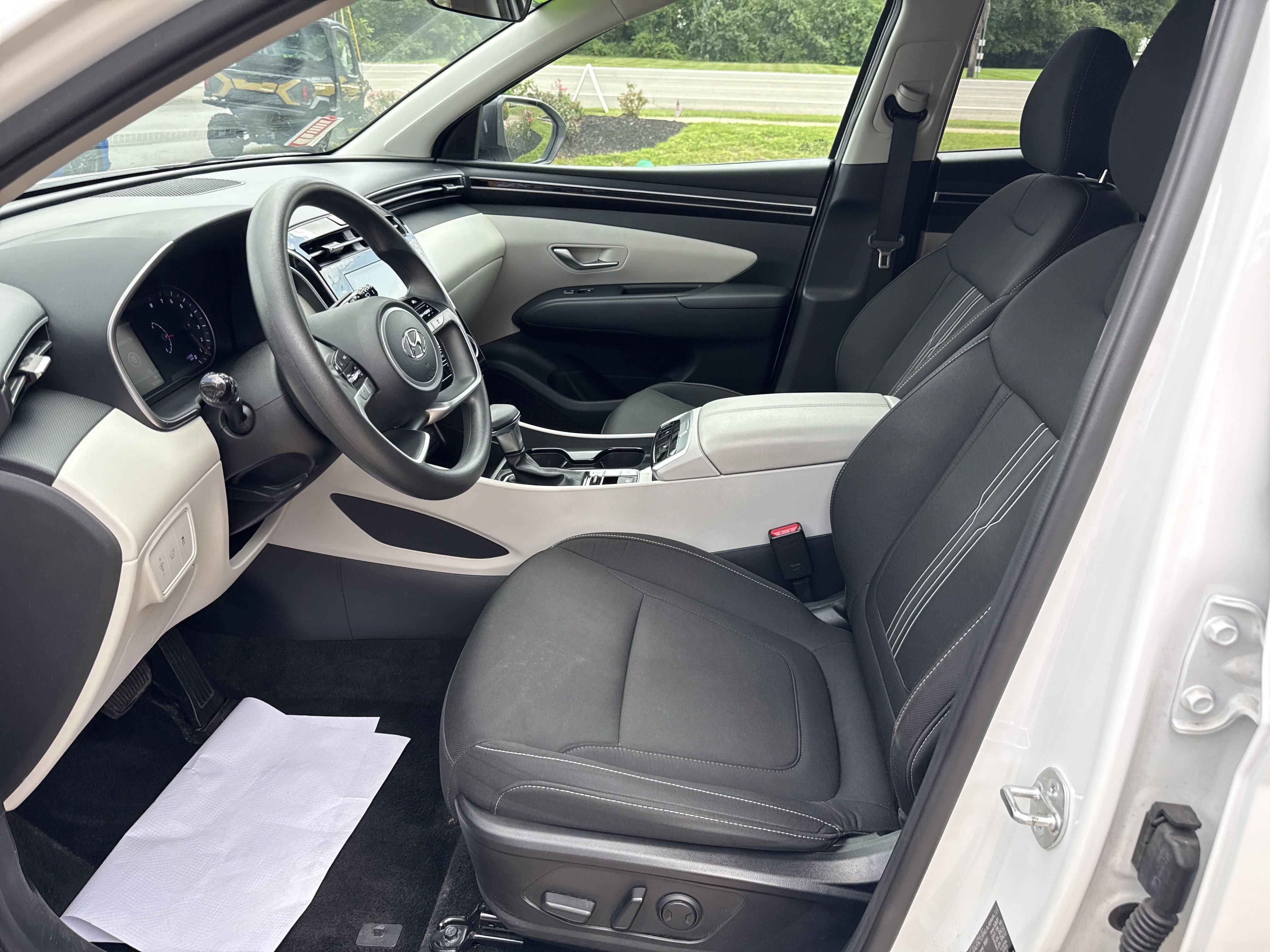 Certified 2023 Hyundai Tucson SEL AWD/4WD image 12