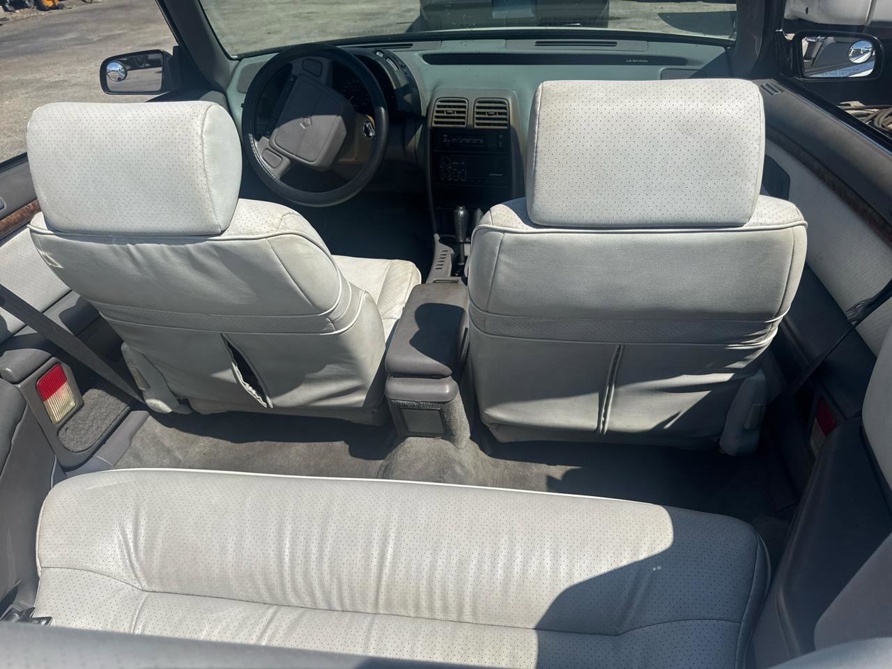 Used 1991 Chrysler LeBaron Convertible FWD image 10
