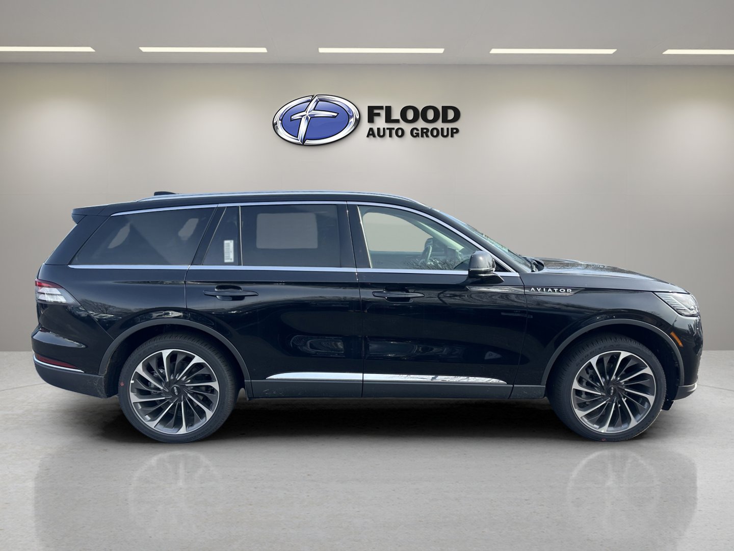 New 2025 Lincoln Aviator Reserve w/ Equipment Group 201A AWD/4WD image 4