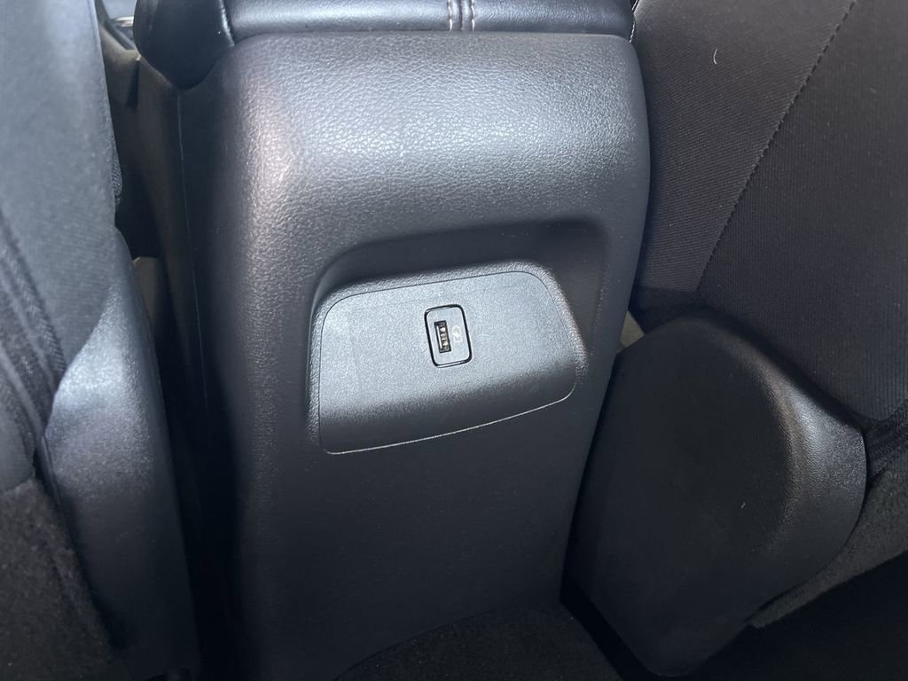 Used 2024 Nissan Sentra SV w/ Trunk Package image 20