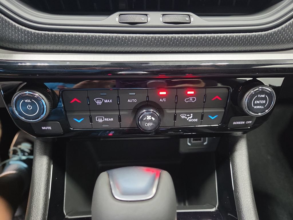 New 2026 Jeep Compass Trailhawk AWD/4WD image 30