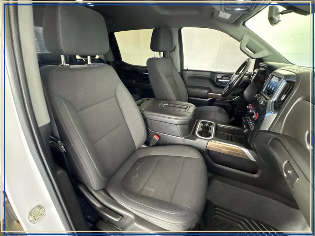 Used 2021 Chevrolet Silverado 1500 LT Trail Boss w/ LPO, Dark Essentials Package AWD/4WD image 44
