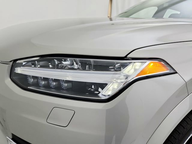 New 2025 Volvo XC90 B6 Plus w/ Protection Package Premier image 18