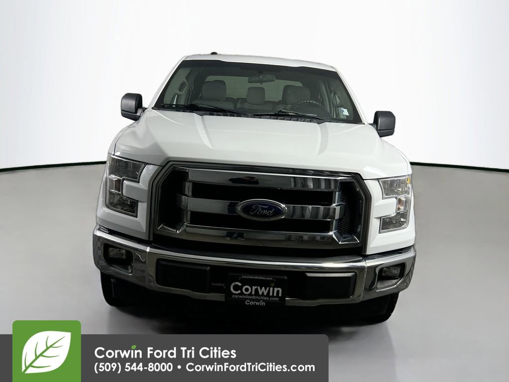 Used 2017 Ford F150 XLT w/ Trailer Tow Package AWD/4WD image 4